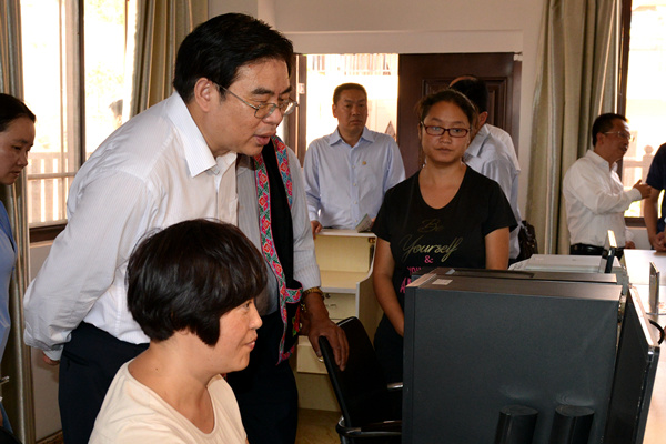 調研暢通群眾訴求渠道脫貧攻堅監督執紀問責五級聯動平臺_網站.jpg 調研暢通群眾訴求渠道脫貧攻堅監督執紀問責五級聯動平臺_網站.jpg