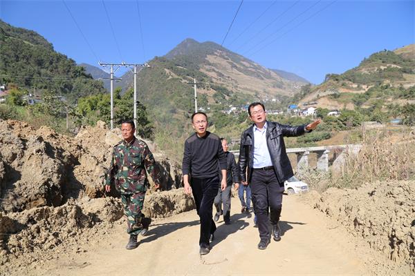 IMG_2032.jpg IMG_2032.jpg