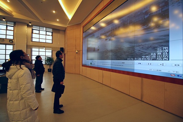 圖12. “天網”電子眼抓“現行”_副本.jpg