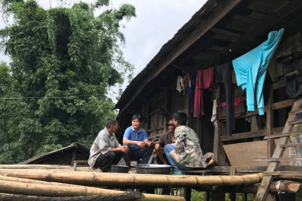 公信督察組了解低保享受情況.jpg 公信督察組了解低保享受情況.jpg