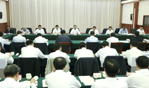 W020180514803642488165.jpg W020180514803642488165.jpg