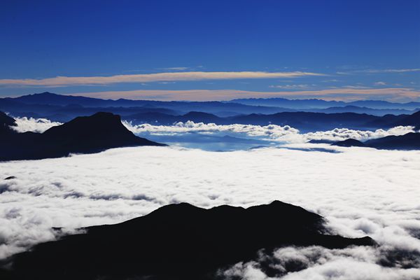 7、云霧繚繞_副本.jpg 7、云霧繚繞_副本.jpg