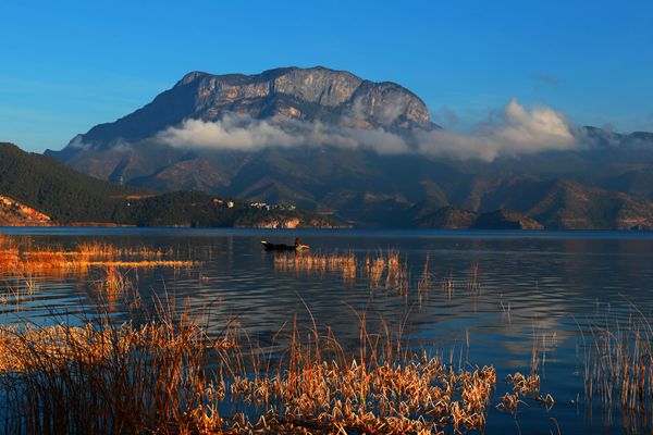 8、奇山峻峰_副本.jpg 8、奇山峻峰_副本.jpg