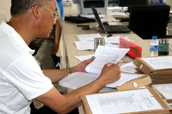 【紀檢人?鏡頭】退伍不退色 砥礪淬煉鑄黨魂+云南省馬龍區紀委2_副本_副本.jpg 【紀檢人?鏡頭】退伍不退色 砥礪淬煉鑄黨魂+云南省馬龍區紀委2_副本_副本.jpg