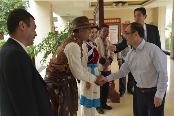 DSC_3675-.jpg DSC_3675-.jpg