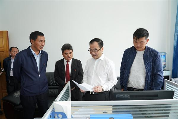 省委常委、省紀(jì)委書記、省監(jiān)委代理主任馮志禮在玉龍縣調(diào)研紀(jì)檢監(jiān)察工作_看圖王.png 省委常委、省紀(jì)委書記、省監(jiān)委代理主任馮志禮在玉龍縣調(diào)研紀(jì)檢監(jiān)察工作_看圖王.png