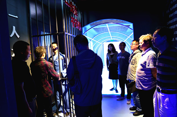 一人不廉,全家不圓_副本.jpg 一人不廉,全家不圓_副本.jpg