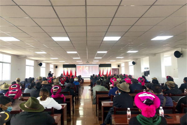 香格里拉:以宣傳教育助推農村基層黨風廉政建設578.jpg 香格里拉:以宣傳教育助推農村基層黨風廉政建設578.jpg